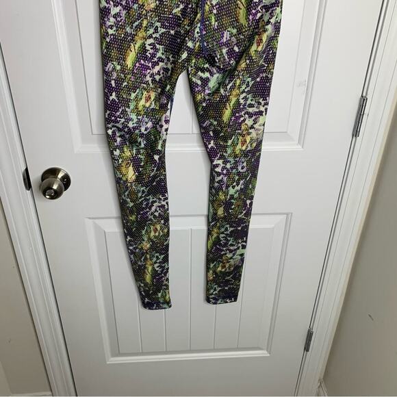 Lululemon wunder under full on luxtreme floral leggings size‎ 6 high rise - Picture 6 of 10